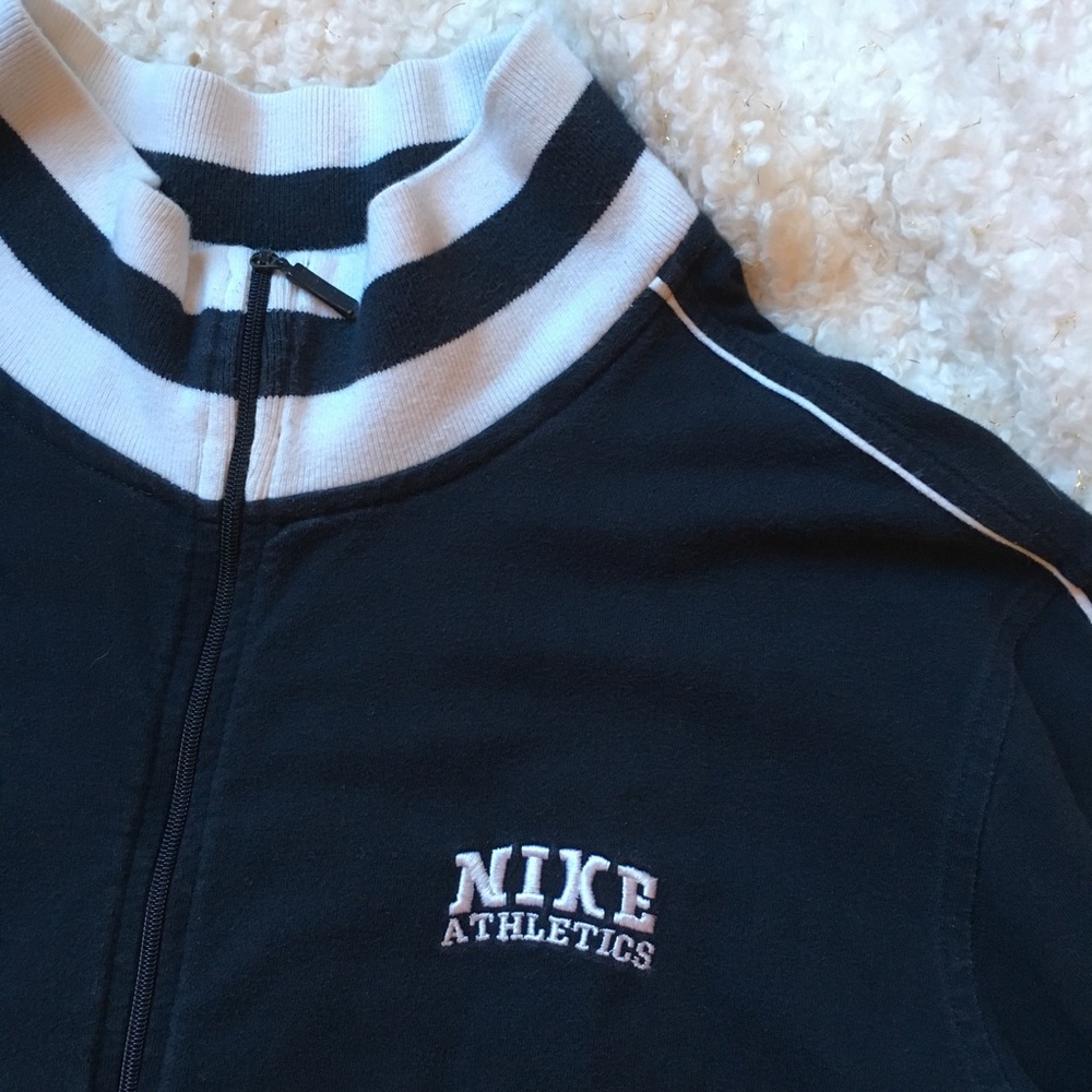 Nike Athletics Sports Jacket - Picture 4 of 8